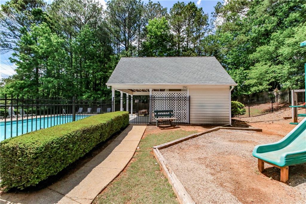 2204 Dresden Green, Kennesaw, Georgia image 28