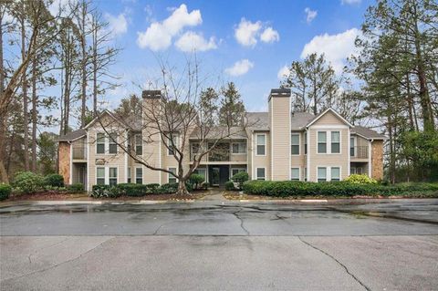 1001 LAKE POINTE Circle Roswell GA 30075