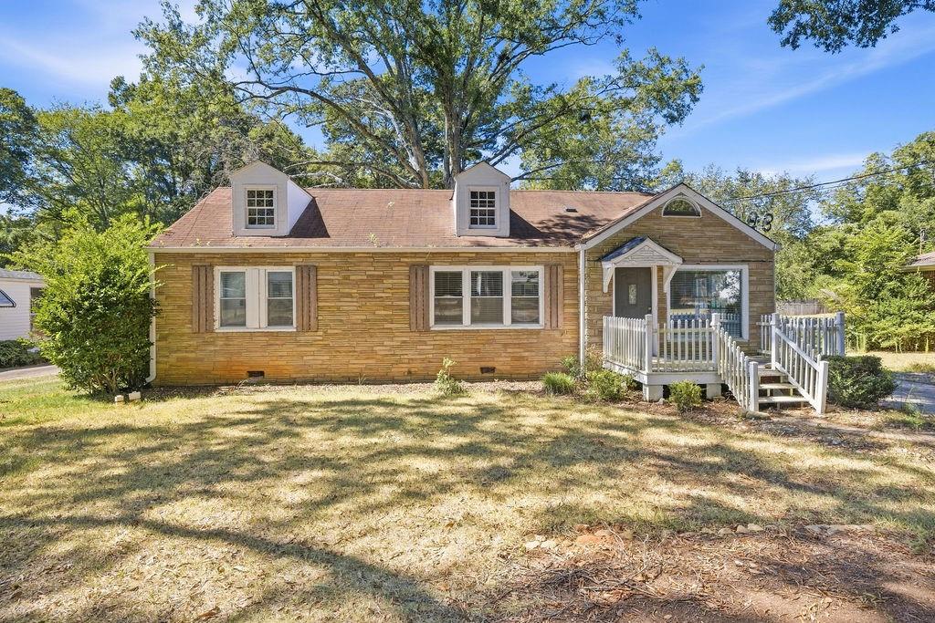 313 Glen Iris Drive