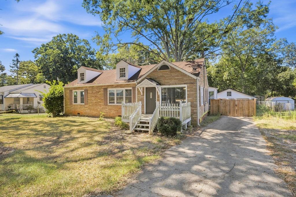 313 Glen Iris Drive