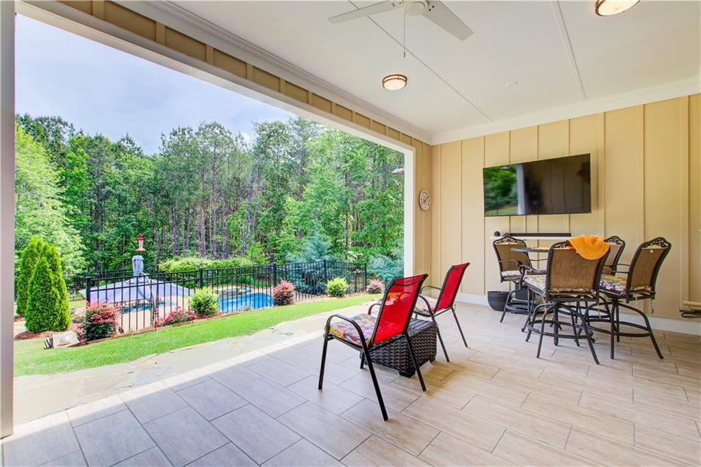 608 Red Leaf Way, Canton, Georgia image 33