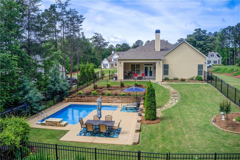 608 Red Leaf Way, Canton, Georgia image 35