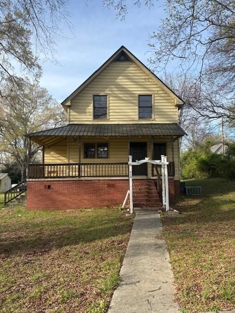 Homes For Sale - 219 Grove Avenue<br/> Lindale, GA 30147