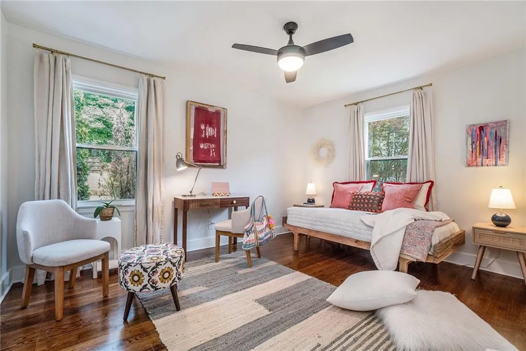 Atlanta, Georgia 30324, United States, 4 Bedrooms Bedrooms, ,2 BathroomsBathrooms,Residential,Active,126518