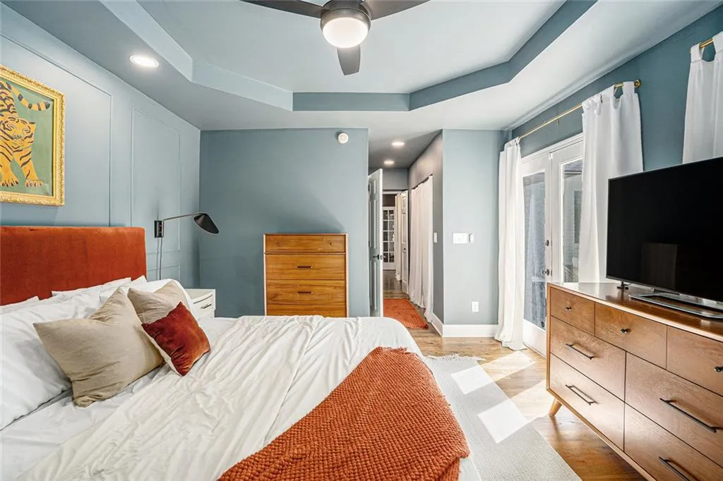 Atlanta, Georgia 30324, United States, 4 Bedrooms Bedrooms, ,2 BathroomsBathrooms,Residential,Active,126518