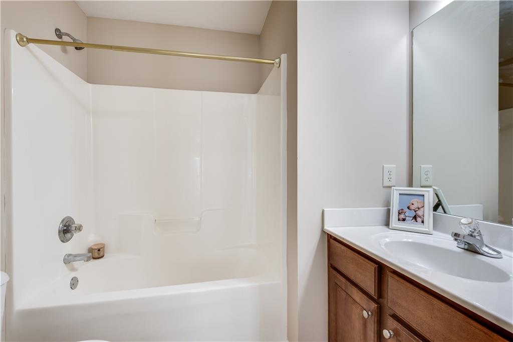 2271 Oakland Downs Way, Lawrenceville, Georgia image 33