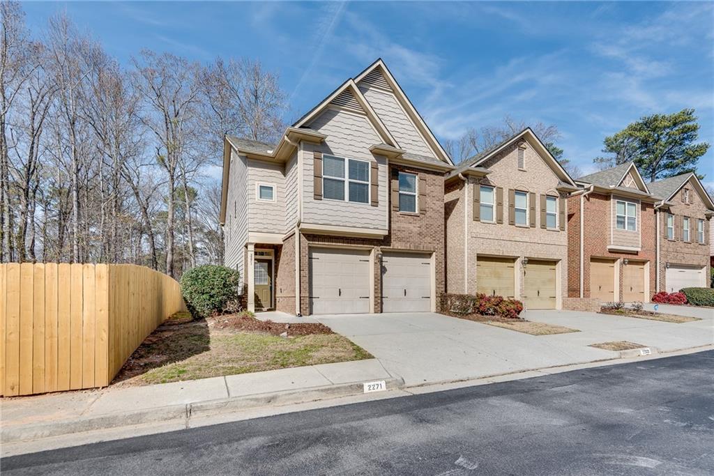 2271 Oakland Downs Way