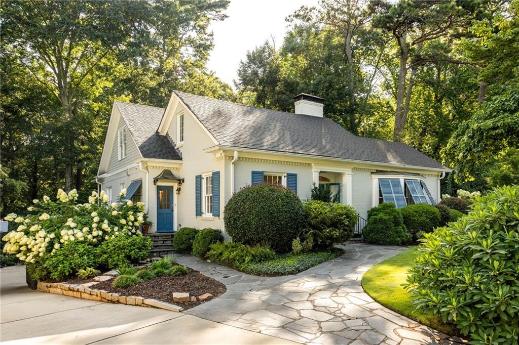 373 Glenn Circle
