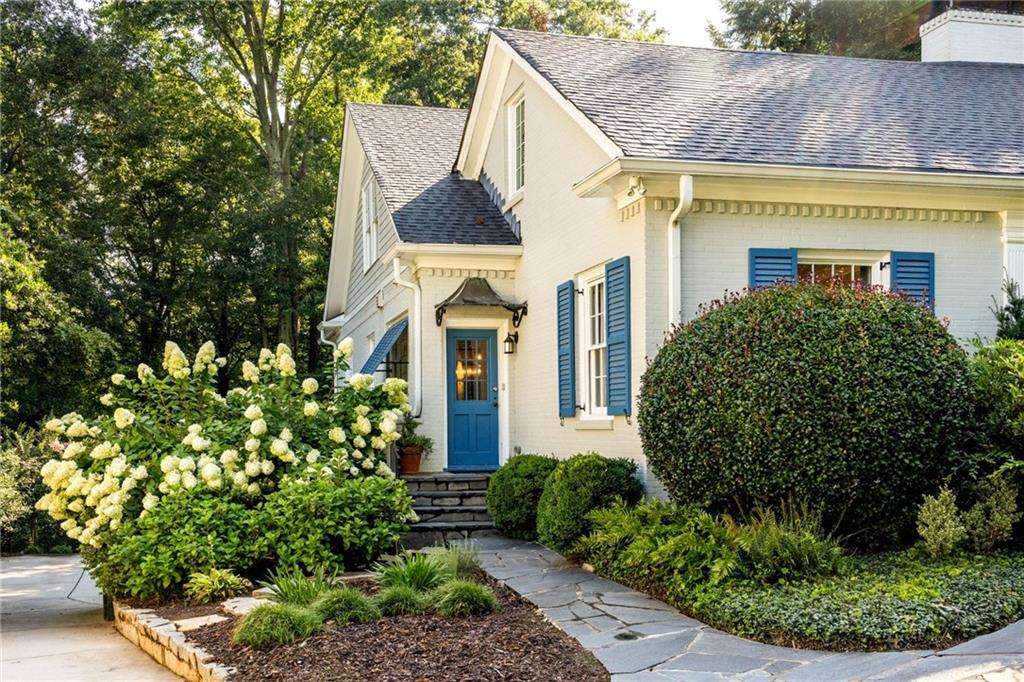 373 Glenn Circle