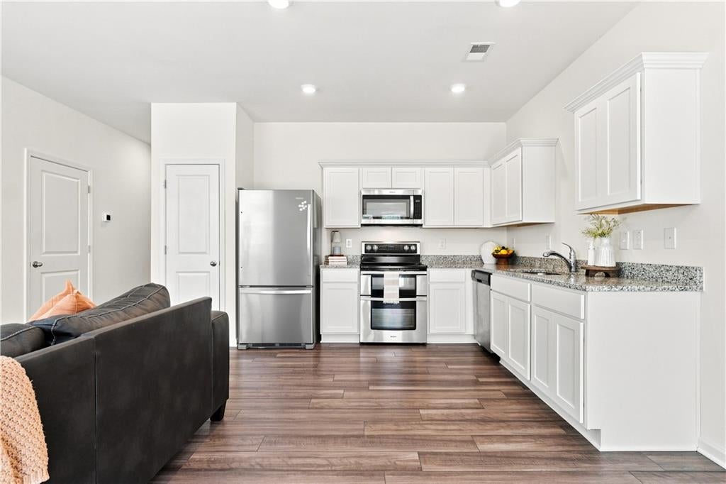 1052 Paddington Drive