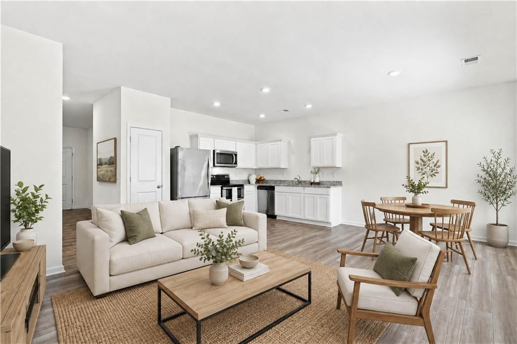 1052 Paddington Drive
