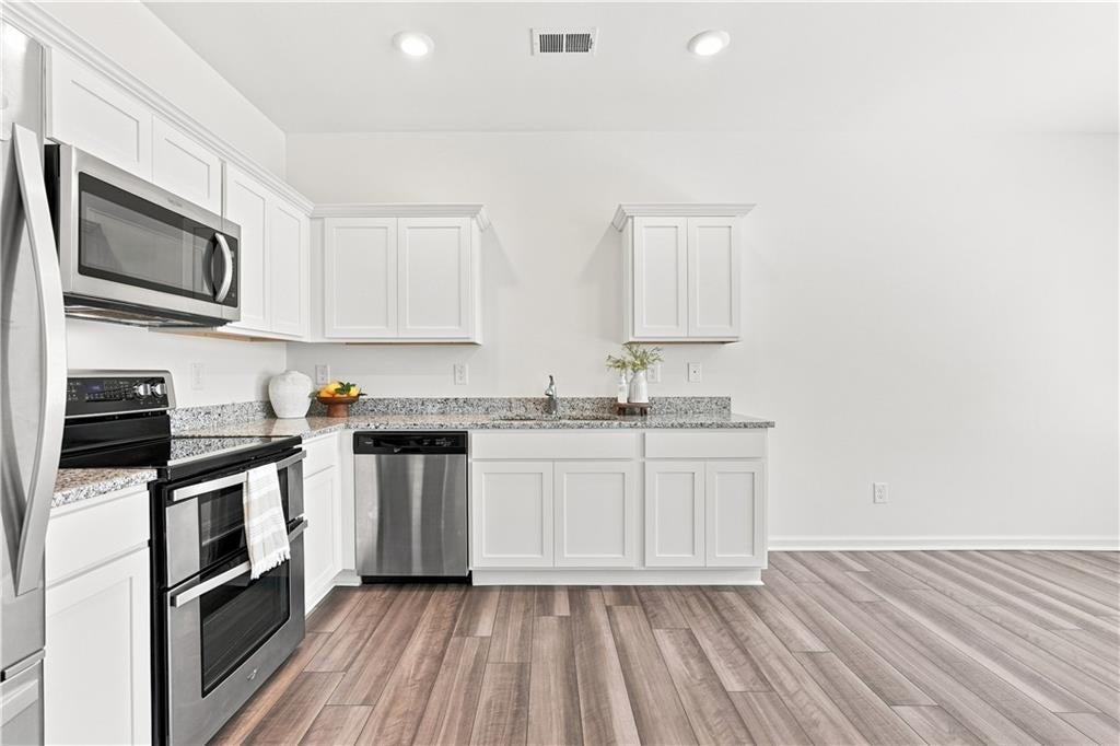 1052 Paddington Drive
