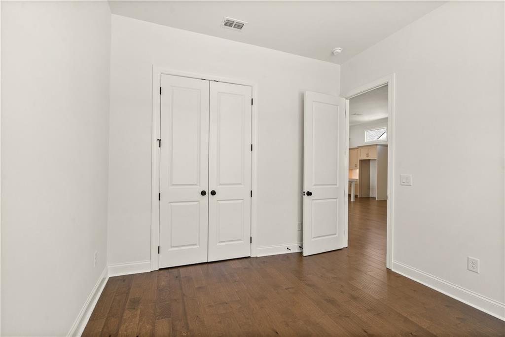 515 Godfrey Drive, Cumming, Georgia image 16