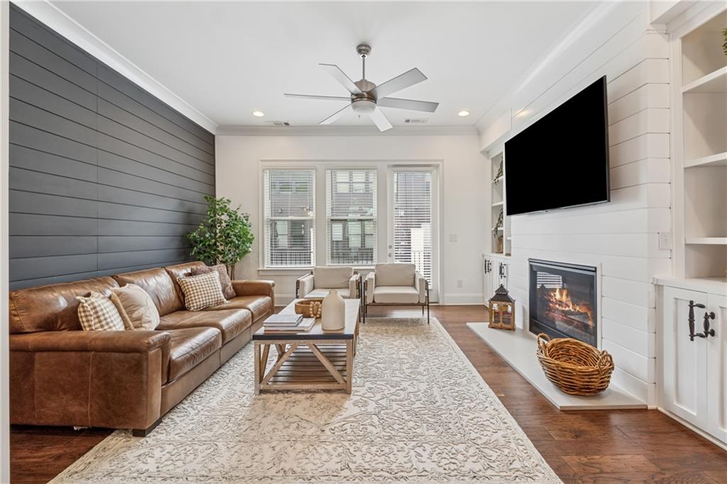 6686 Sterling Drive