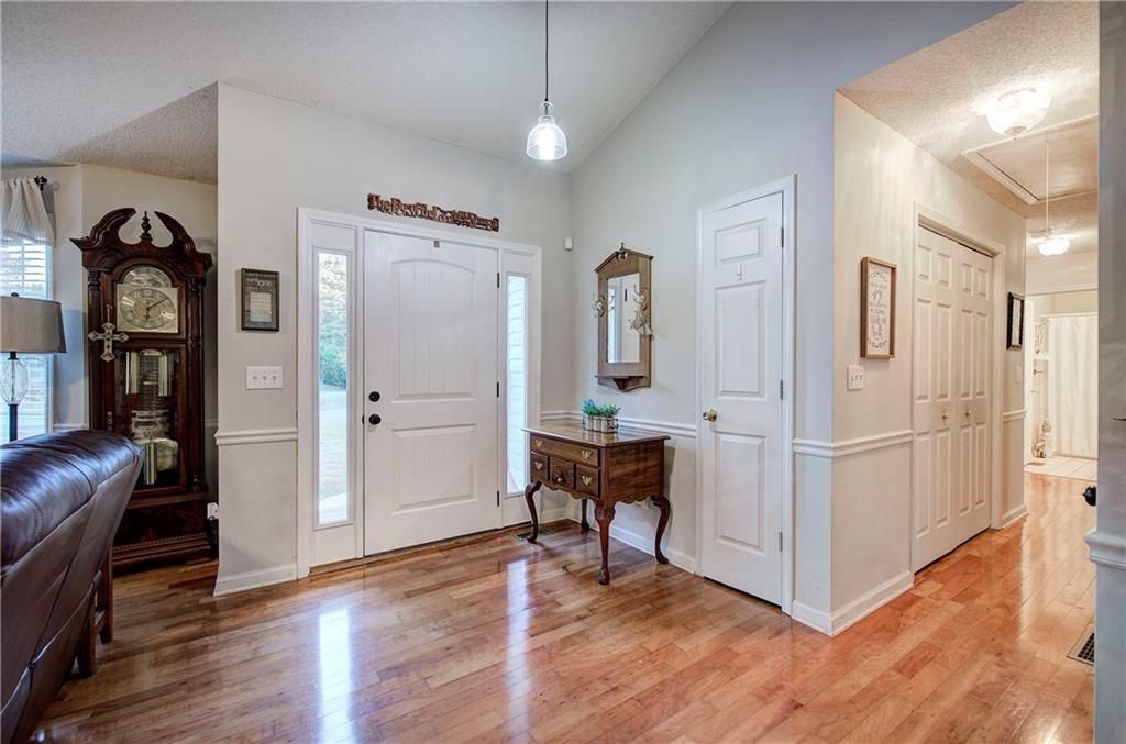 Photo of 26 S Oaks Drive SE, Cartersville, GA 30121 (MLS # 7706101)