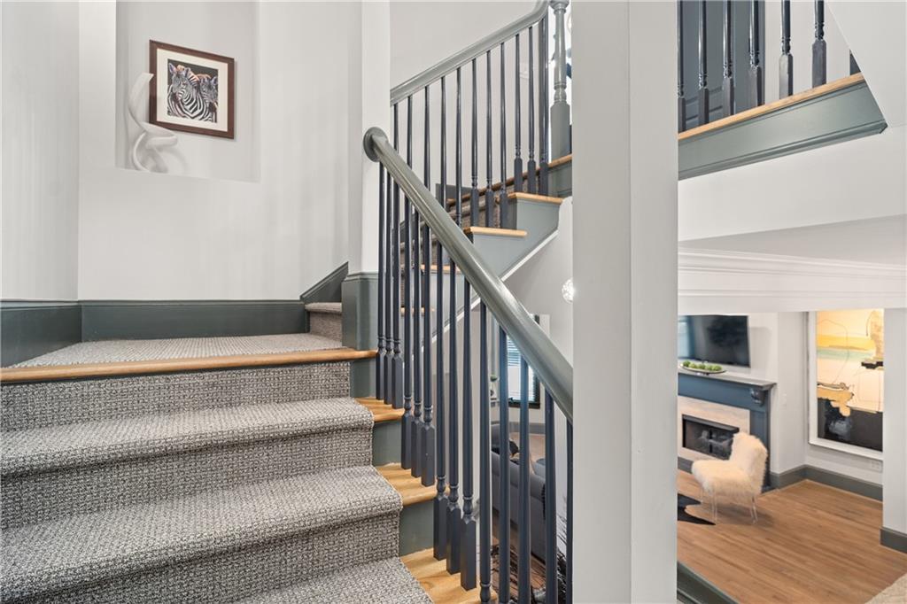 190 Centennial Way NW