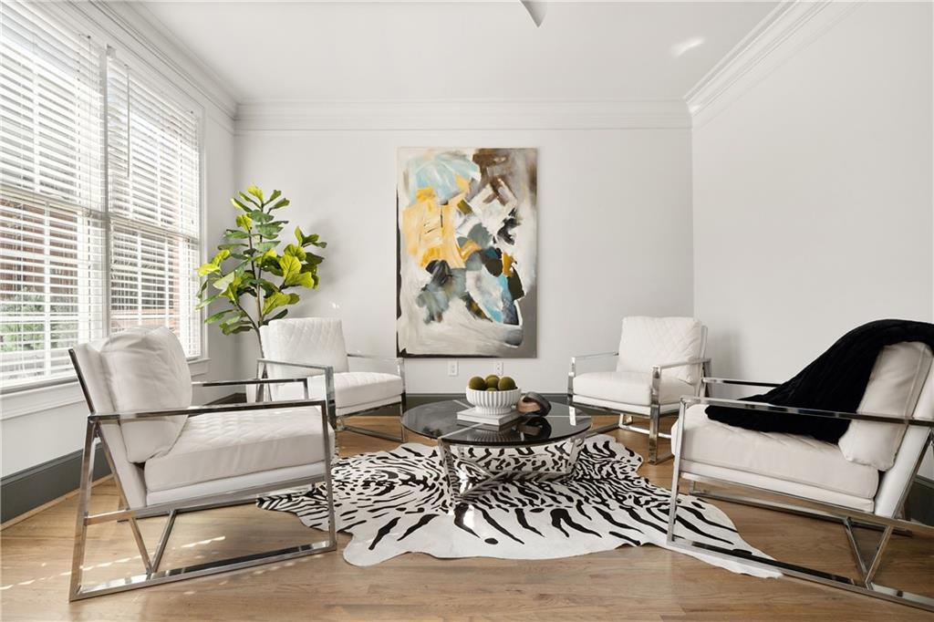 190 Centennial Way NW