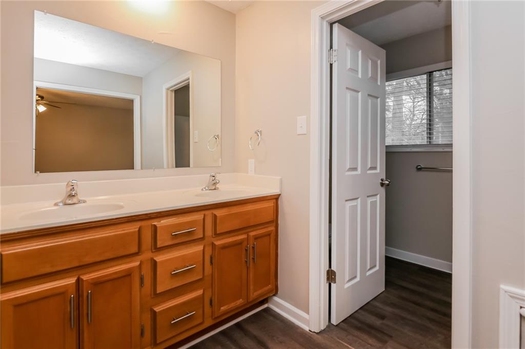 592 Cricket Hill Trail, Lawrenceville, Georgia image 9