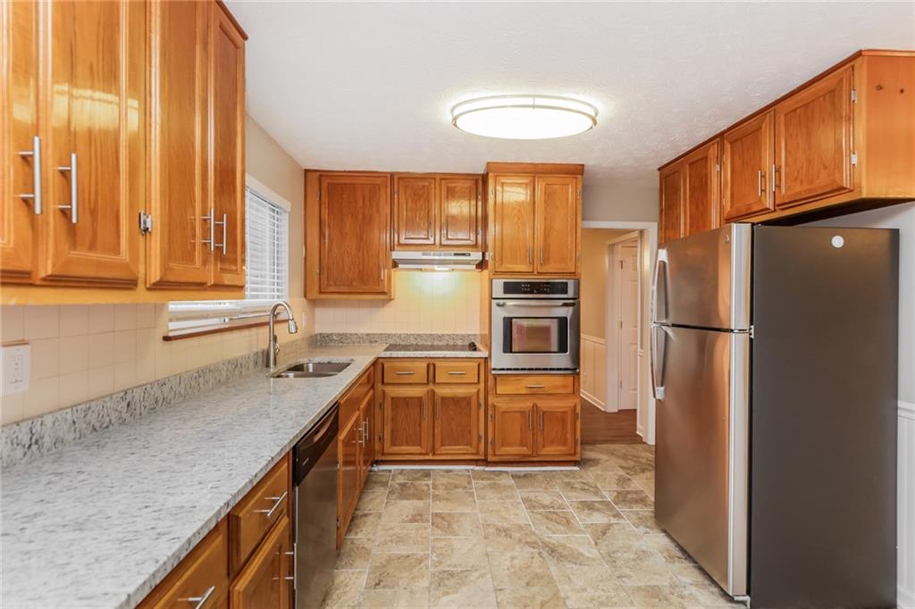 592 Cricket Hill Trail