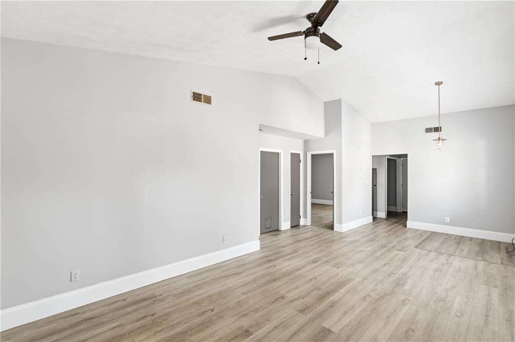 1156 Pinedale Circle NW