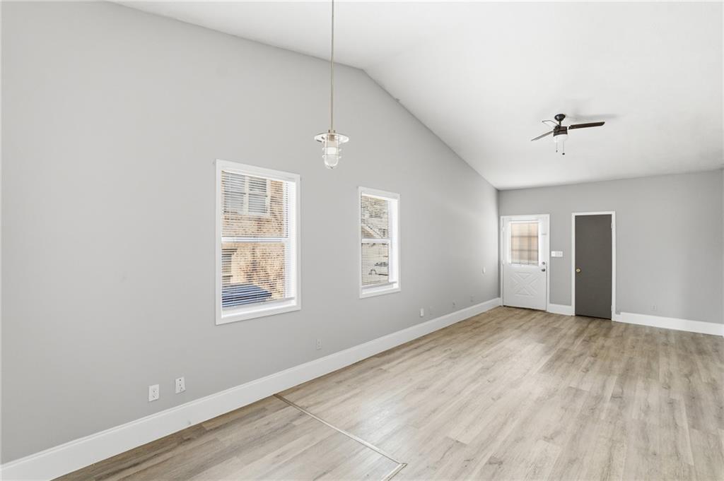 1156 Pinedale Circle NW