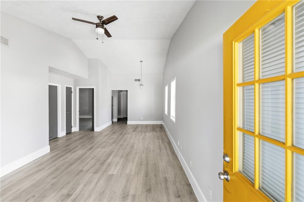 1156 Pinedale Circle NW