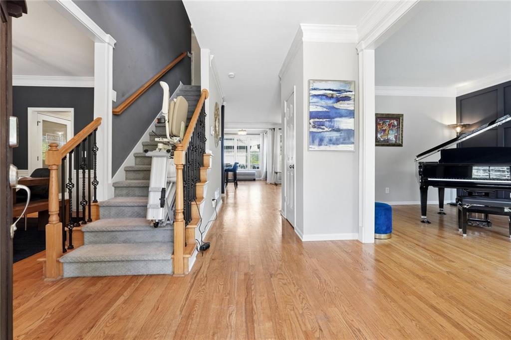 883 Gramercy Hills Lane