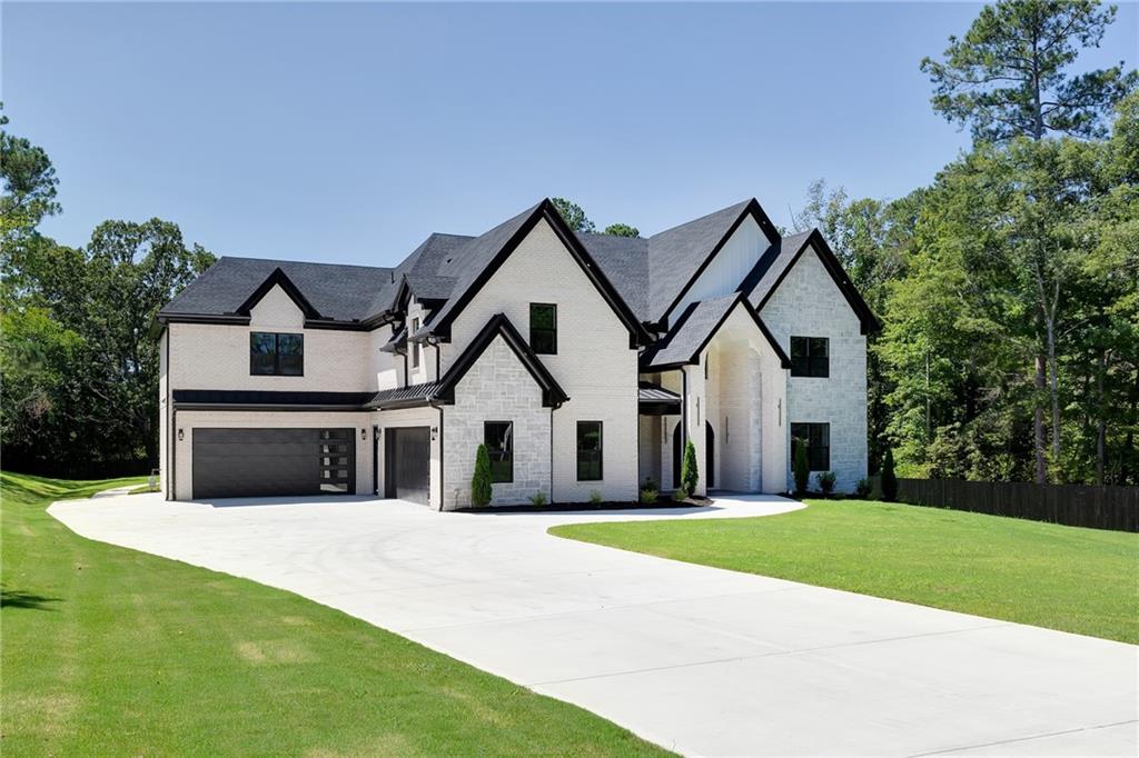 3245 Smithtown Road