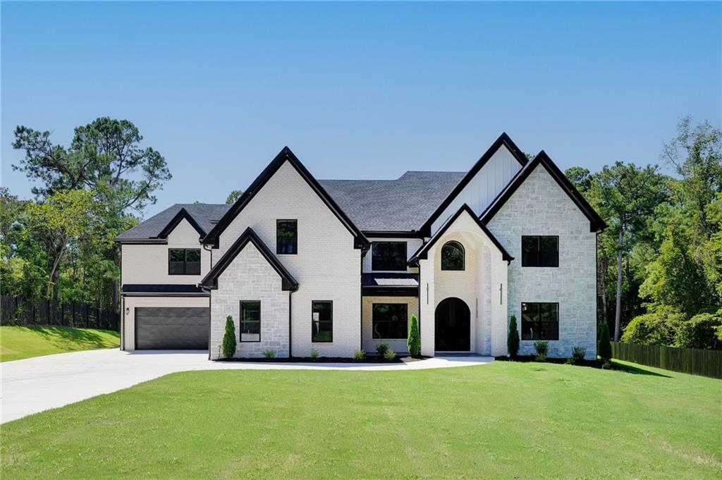 The Manor at Smithtown - Residential
