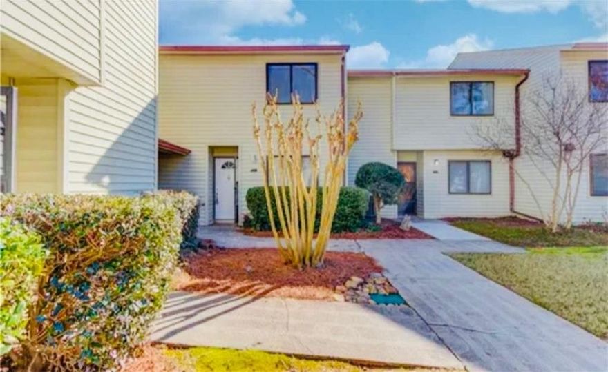 3 Bedrooms 2 1/2 Bathrooms townhouse in an excellent location ready to move in!! *** Granite countertop and back splash *** Family room with fireplace, dining area and large sliding glass doors open to private fenced patio *** Spacious master suite with walk-in closet and upgraded master bathroom w/double vanity and big title shower *** storage closet on the main level *** hardwood flooring and tile No carpet all *** Laundry closet is upstairs convenient to all bedrooms *** New Roof June 2025*** HOA FEE COVERING WATER, TRASH,EXTERIOR BUILDING AND GROUND MAINTENANCE *** access to a sparkling pool *** clubhouse ***playground *** beautiful lake for fishing *** Conveniently located in Lawrenceville Walking distance to Club Drive Park, restaurants and shopping centers. Schedule your appointment today.