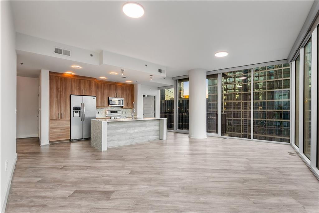 1080 Peachtree Street NE 910