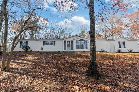 A home in Dahlonega