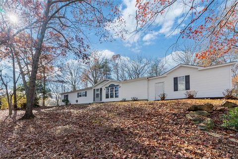 A home in Dahlonega