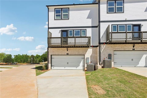 Homes For Sale - 6350 Pinin Place<br/> Cumming, GA 30041