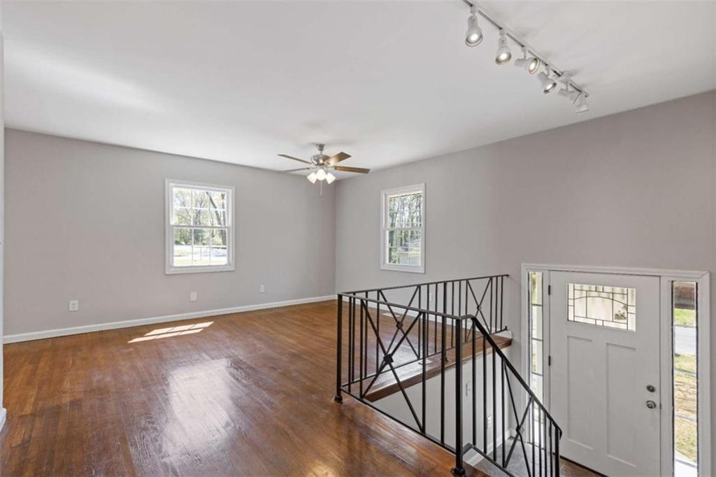6414 Bimini Drive, Forest Park, Georgia image 4