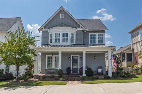 Homes For Sale - 401 Reeves Street<br/> Woodstock, GA 30188