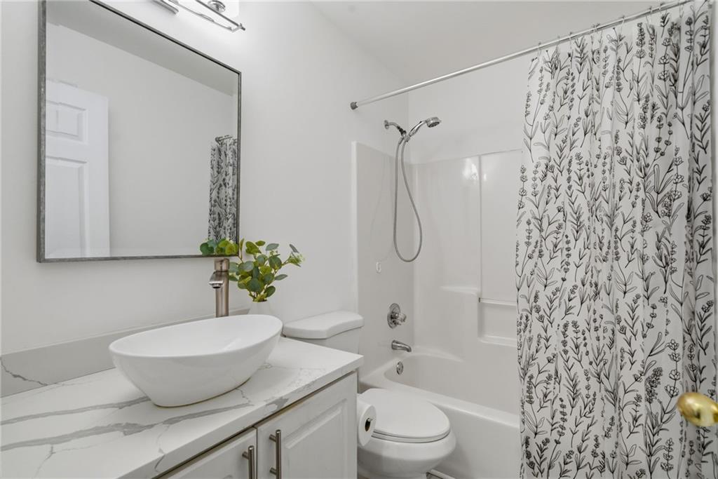 Churchill Downs - Residential