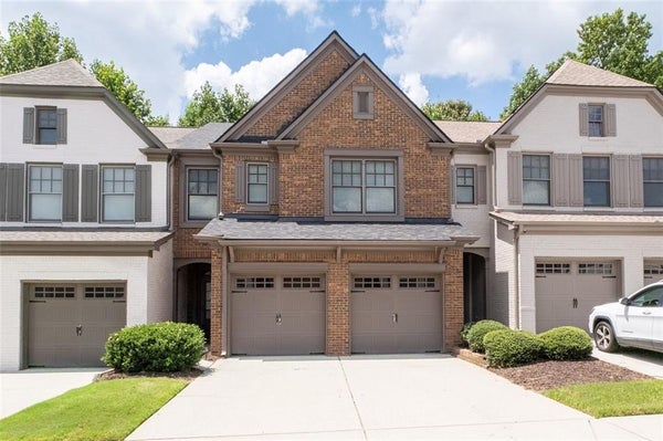 4922 BERKELEY OAK CIR, PEACHTREE CORNERS, GA 30092 - Image 184e7dc247bbef42f4fe024afee5be47/1781094404