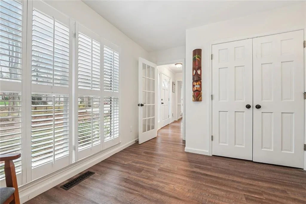 Cumming, Georgia 30041, United States, 5 Bedrooms Bedrooms, ,4 BathroomsBathrooms,Residential,Active,139409