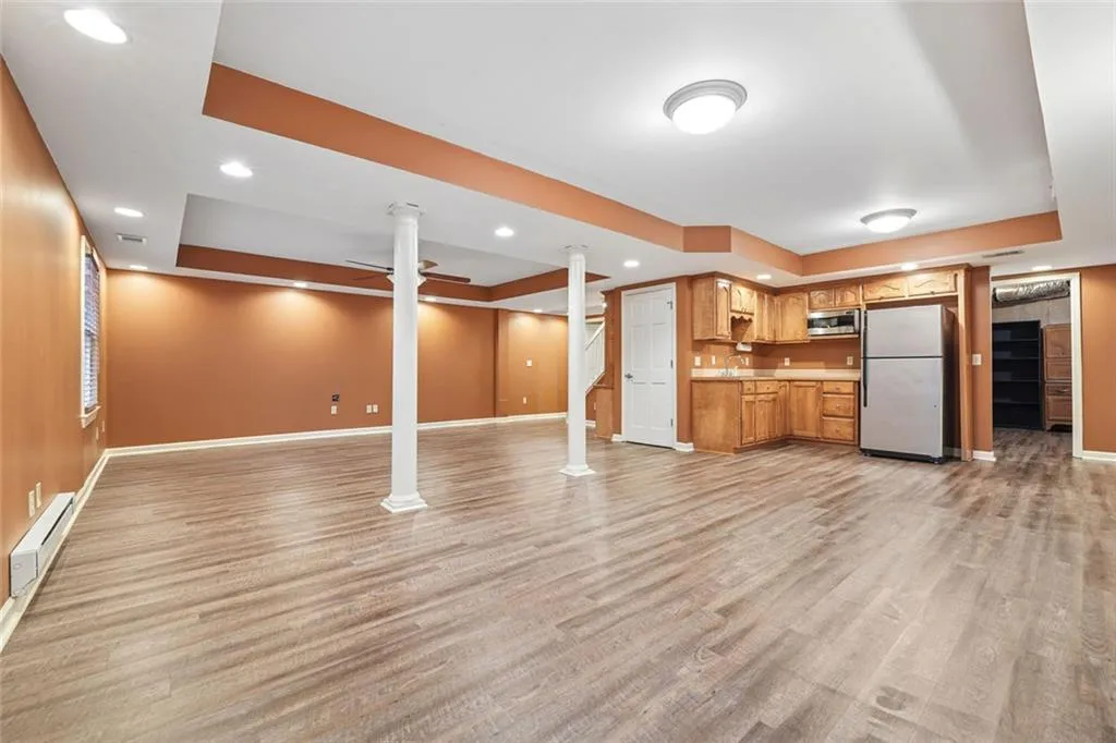 Cumming, Georgia 30041, United States, 5 Bedrooms Bedrooms, ,4 BathroomsBathrooms,Residential,Active,139409