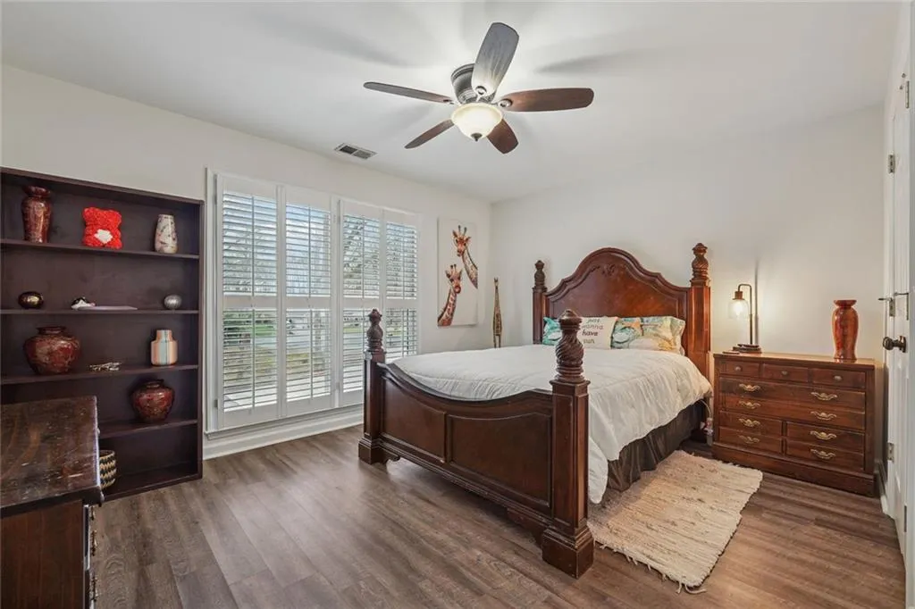 Cumming, Georgia 30041, United States, 5 Bedrooms Bedrooms, ,4 BathroomsBathrooms,Residential,Active,139409