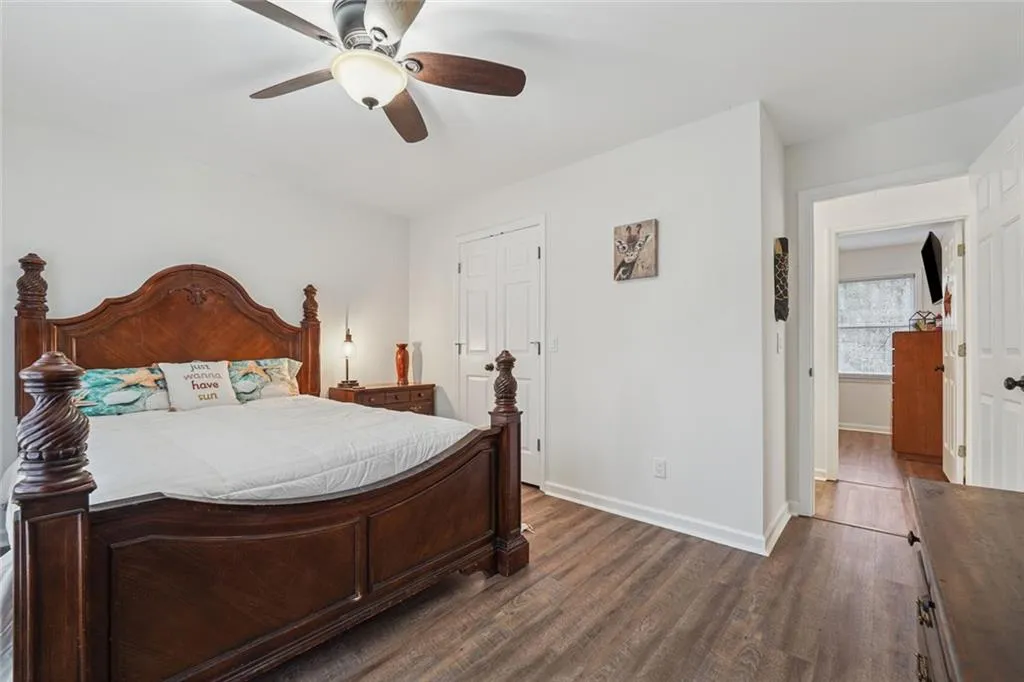 Cumming, Georgia 30041, United States, 5 Bedrooms Bedrooms, ,4 BathroomsBathrooms,Residential,Active,139409