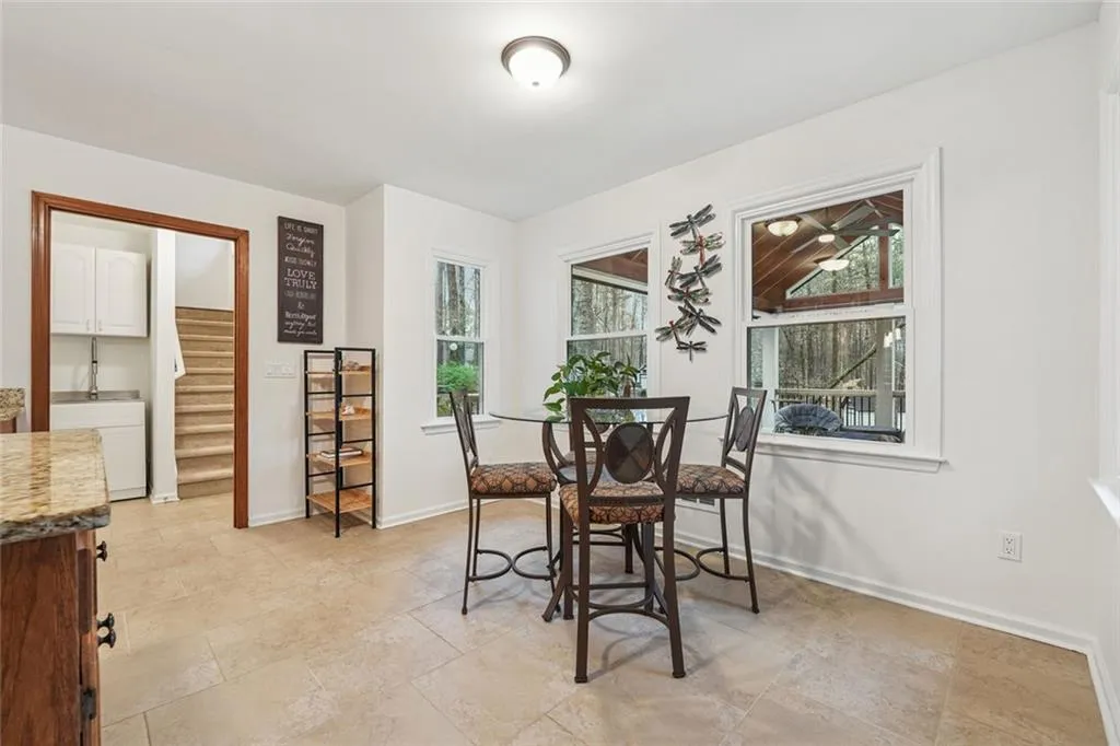 Cumming, Georgia 30041, United States, 5 Bedrooms Bedrooms, ,4 BathroomsBathrooms,Residential,Active,139409