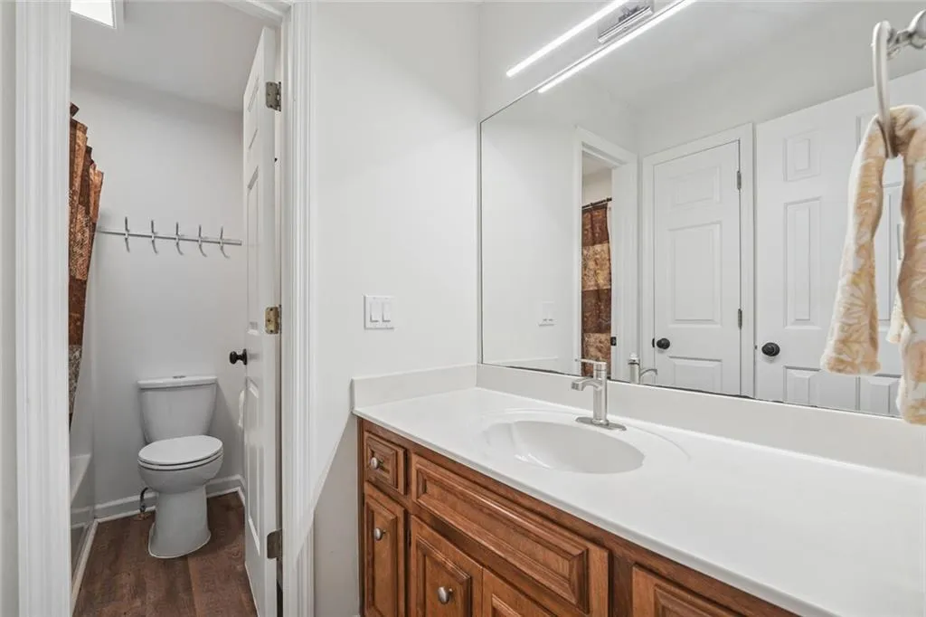 Cumming, Georgia 30041, United States, 5 Bedrooms Bedrooms, ,4 BathroomsBathrooms,Residential,Active,139409