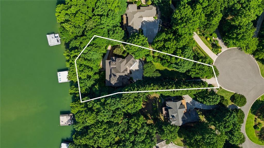 5720 Chestatee Landing Drive