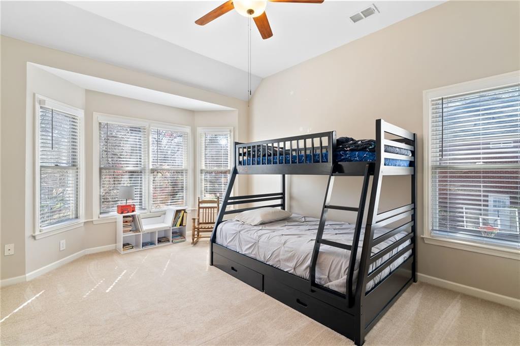 720 Lakeglen Drive, Suwanee, Georgia image 32