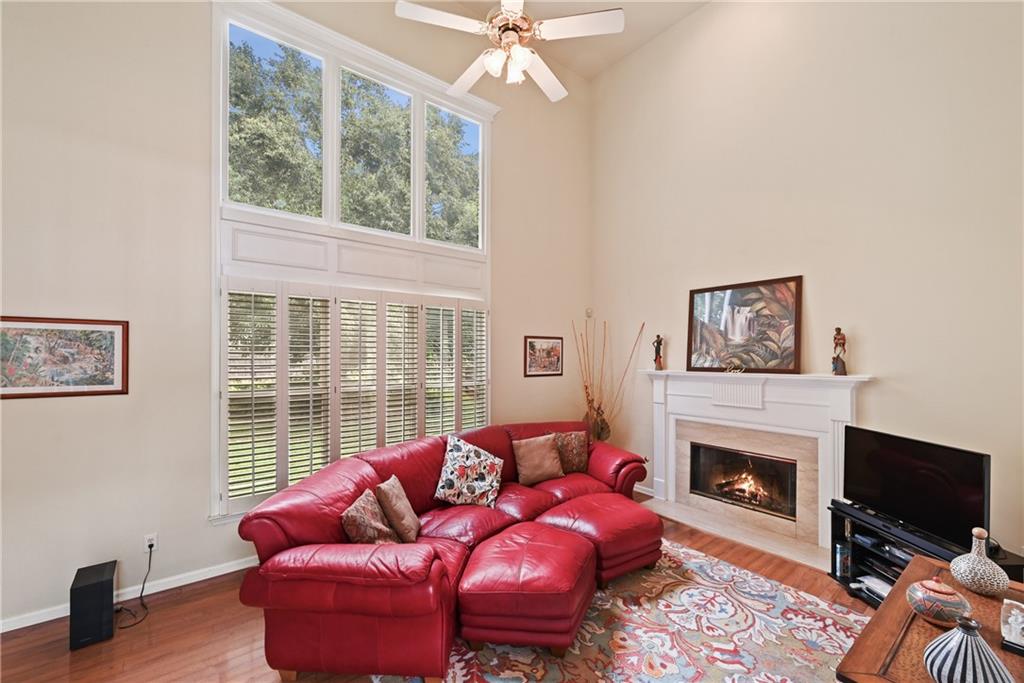 1011 Crofton Landing