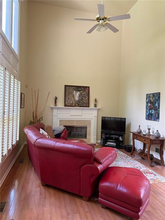 1011 Crofton Landing
