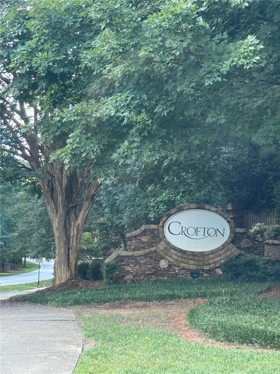 1011 Crofton Landing