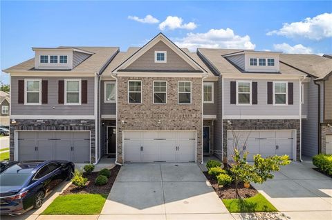 Townhouse For Sale - 2175 Flying Spur Drive<br/> Lithonia, GA 30058